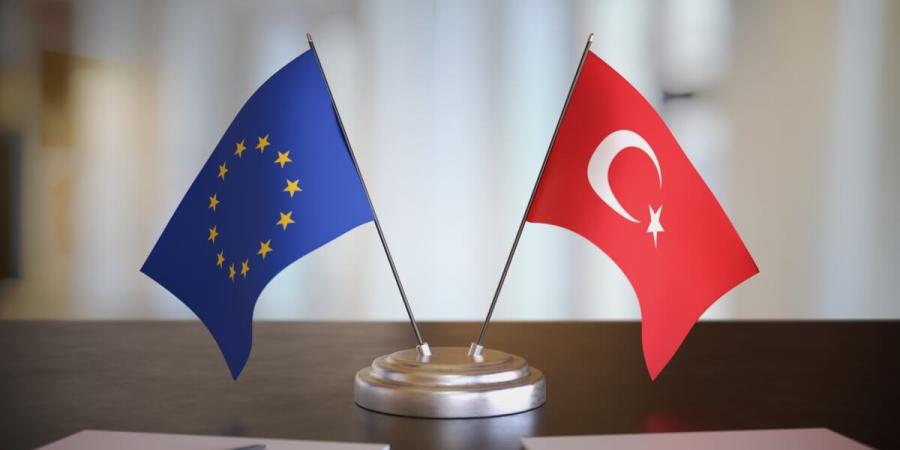 انتقاد تند سفیر اتحادیه اروپا از تاخیر در لغو ویزای ترکیه